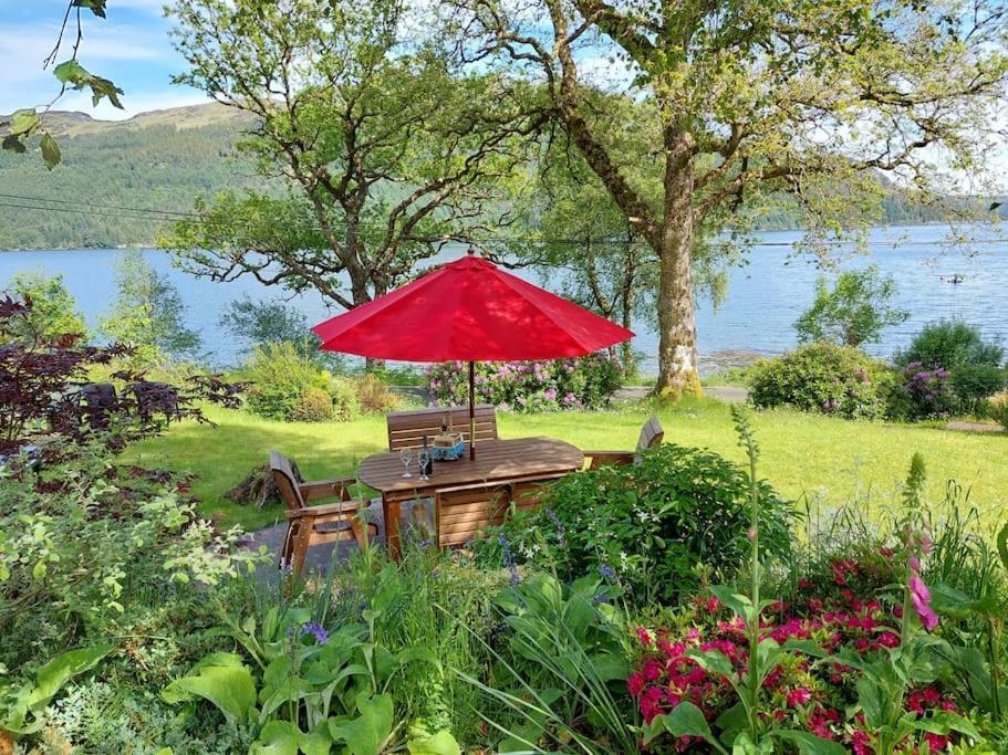 Вилла The Waterside - Carrick Castle - Loch Goil Экстерьер фото